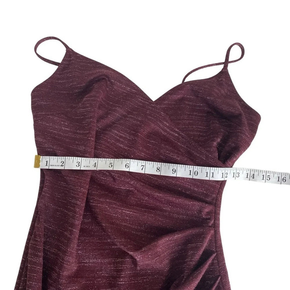 Windsor Burgundy Velvet Midi Dress - Picture 7 of 8